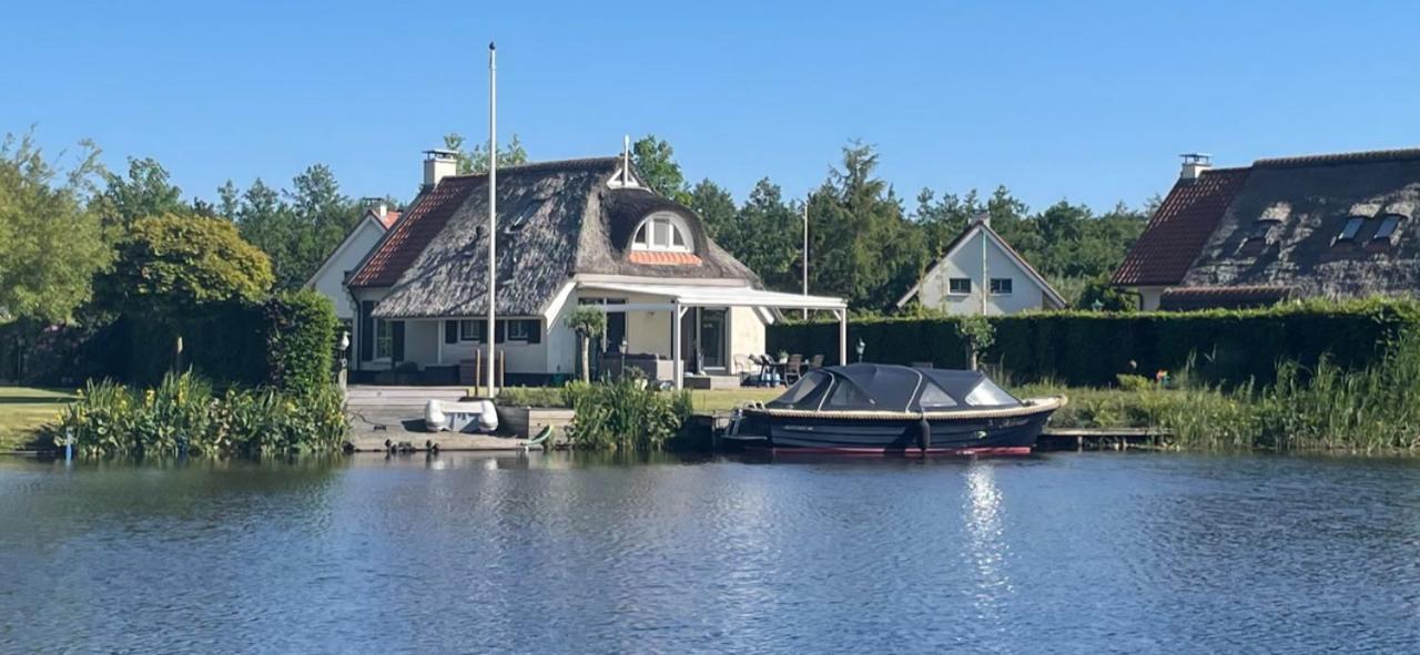 Aan Het Water In Friesland Casa de Férias Sint Nicolaasga